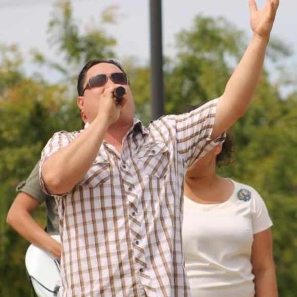 Meet your Posher, Andrew - Picture 1 of 1